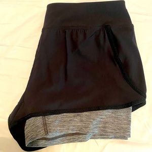 Northface Athletic shorts🌸🌸